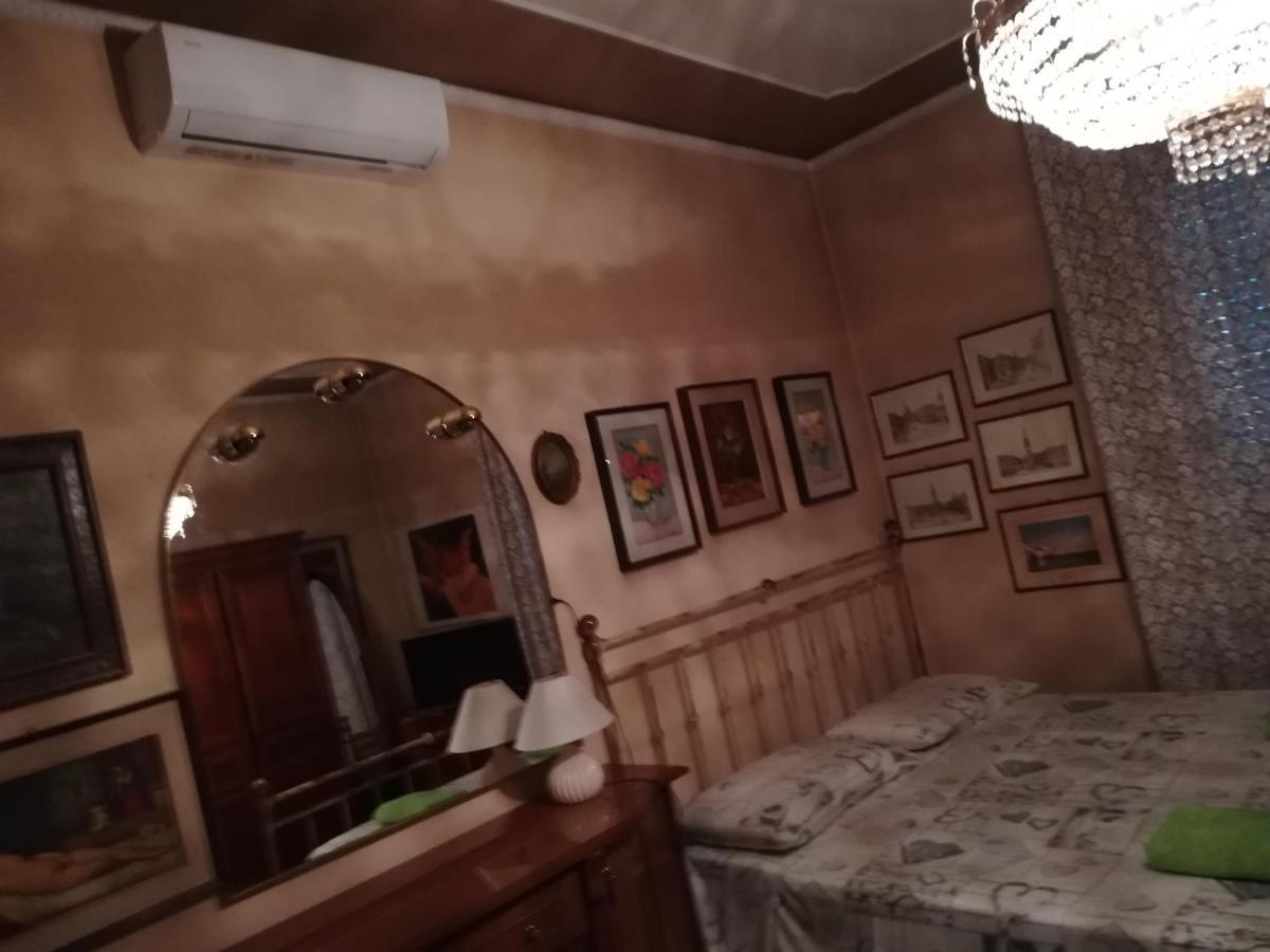 Bed and Breakfast Casa Gramsci Модена Экстерьер фото