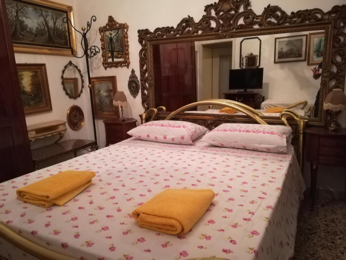 Bed and Breakfast Casa Gramsci Модена Экстерьер фото