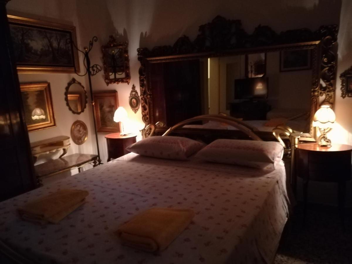 Bed and Breakfast Casa Gramsci Модена Экстерьер фото