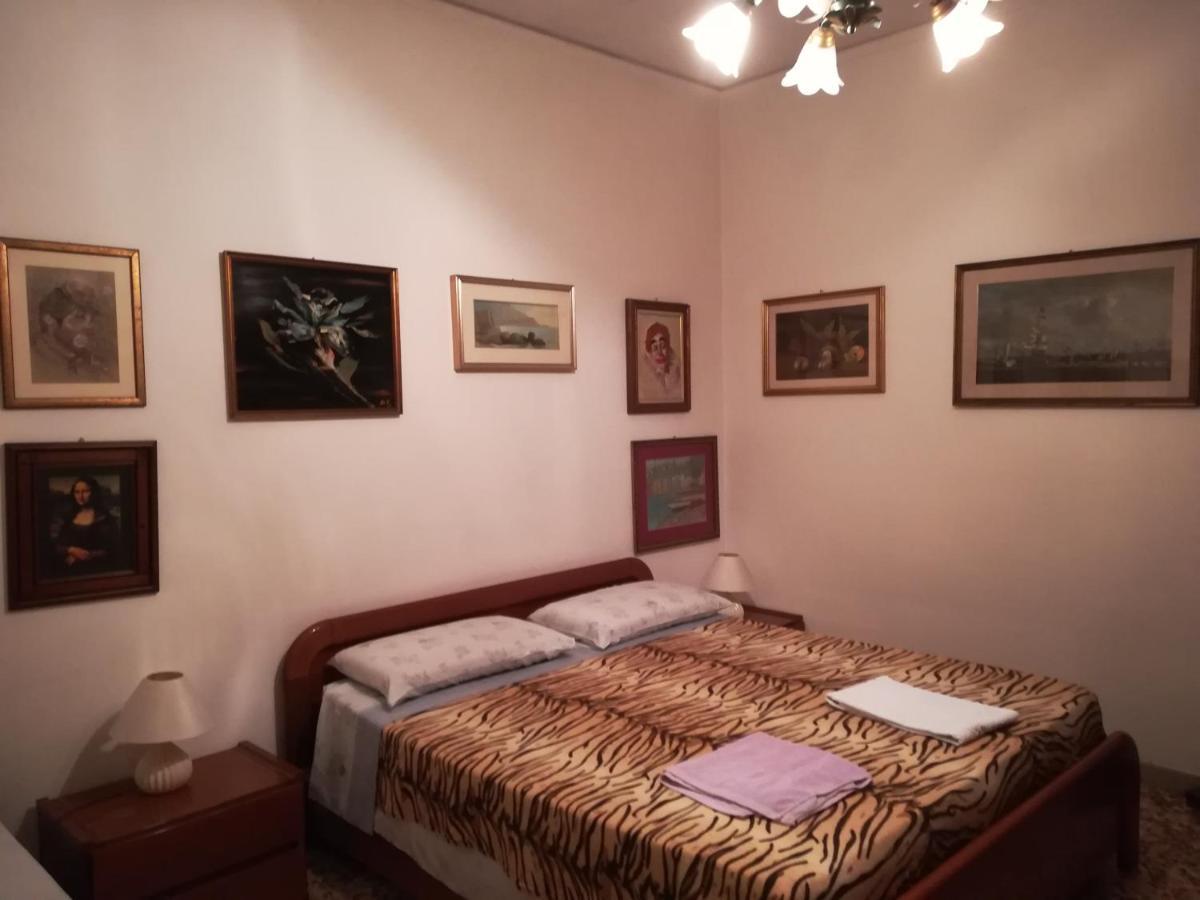 Bed and Breakfast Casa Gramsci Модена Экстерьер фото